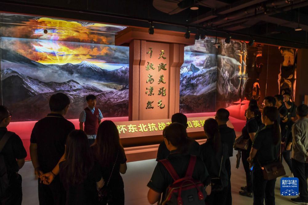 乐逸棋牌官网